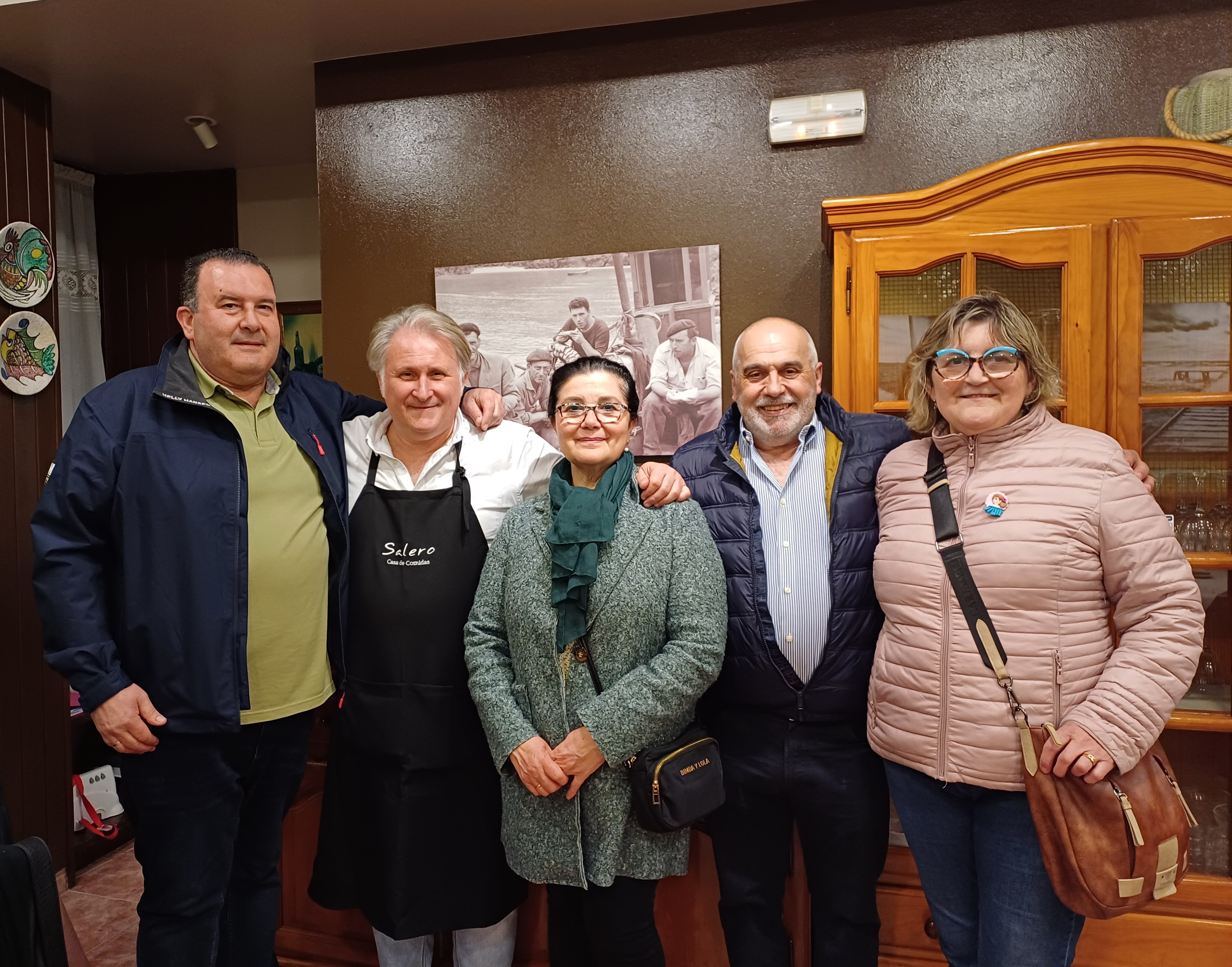 Gente sidreria Salero Llanes